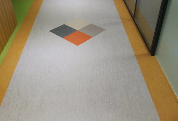 辦公室塑膠地板