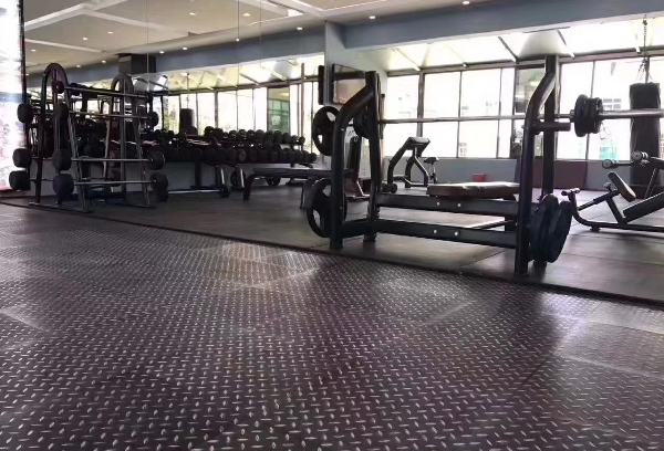 運(yùn)動(dòng)領(lǐng)域塑膠地板